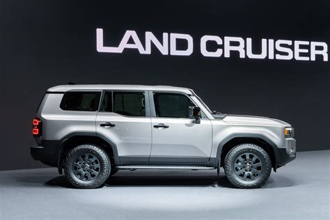 land cruiser prado price in uae.